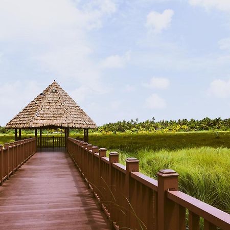 Calyx Grand Fuvahmulah Ξενοδοχείο Εξωτερικό φωτογραφία