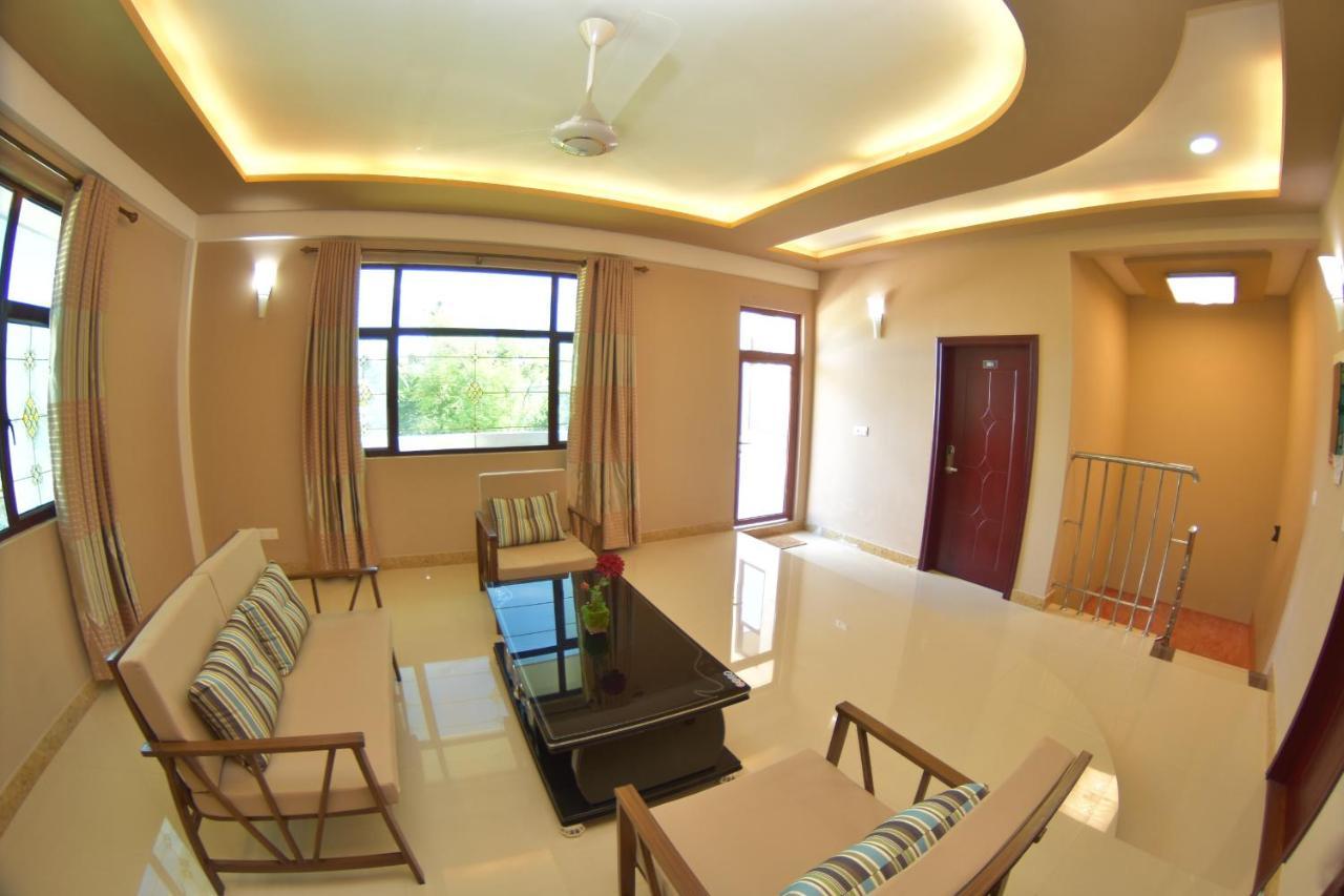 Calyx Grand Fuvahmulah Ξενοδοχείο Εξωτερικό φωτογραφία